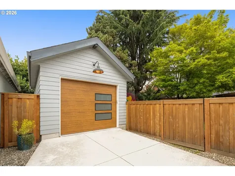 3645 SE Center Street Portland OR 97202