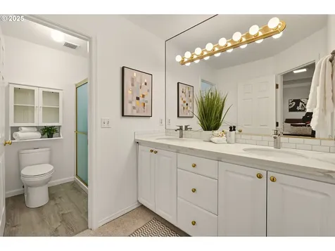 14951 SE Paddington Road Clackamas OR 97015