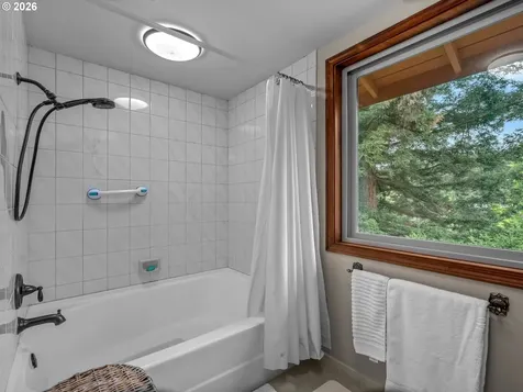 10647 NW Brooks Road Portland OR 97231