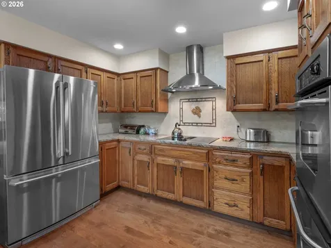10647 NW Brooks Road Portland OR 97231