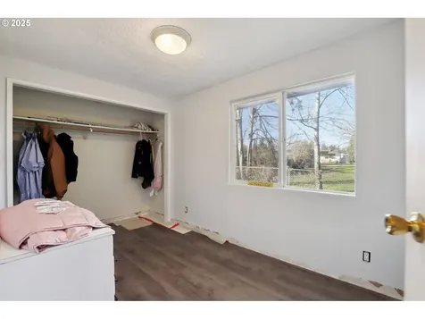 219 Brown Street Silverton OR 97381