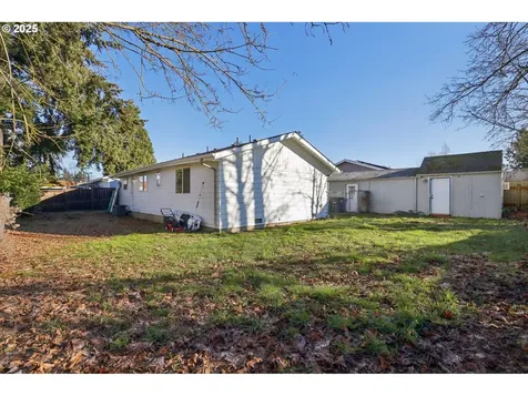 219 Brown Street Silverton OR 97381