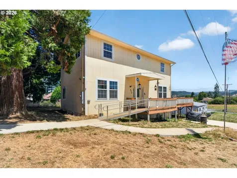 459 Lydia Street Yoncalla OR 97499