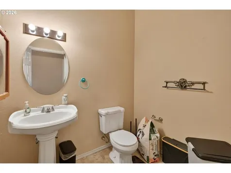 459 Lydia Street Yoncalla OR 97499