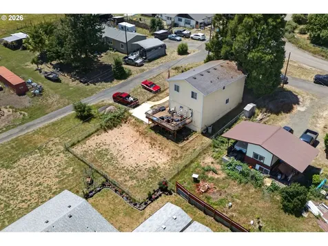 459 Lydia Street Yoncalla OR 97499