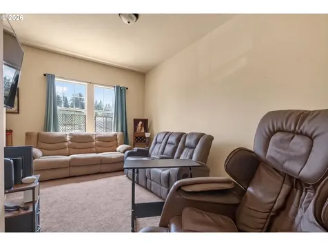 459 Lydia Street Yoncalla OR 97499
