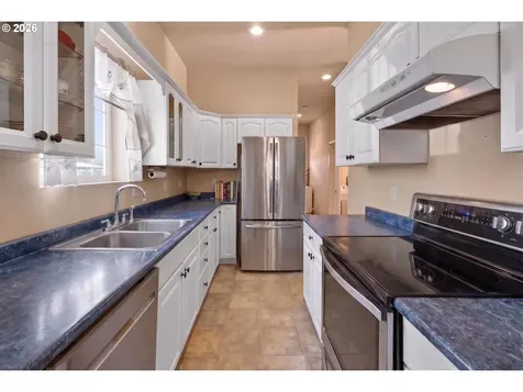 459 Lydia Street Yoncalla OR 97499