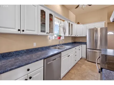 459 Lydia Street Yoncalla OR 97499