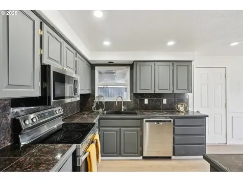 14860 SW Oregon Street Sherwood OR 97140