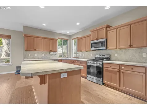 13979 SW 95th Avenue Portland OR 97224