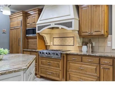24800 SW Big Fir Road West Linn OR 97068
