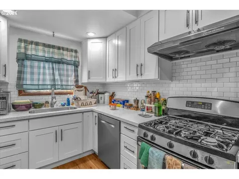 240 NE 80th Avenue Portland OR 97213