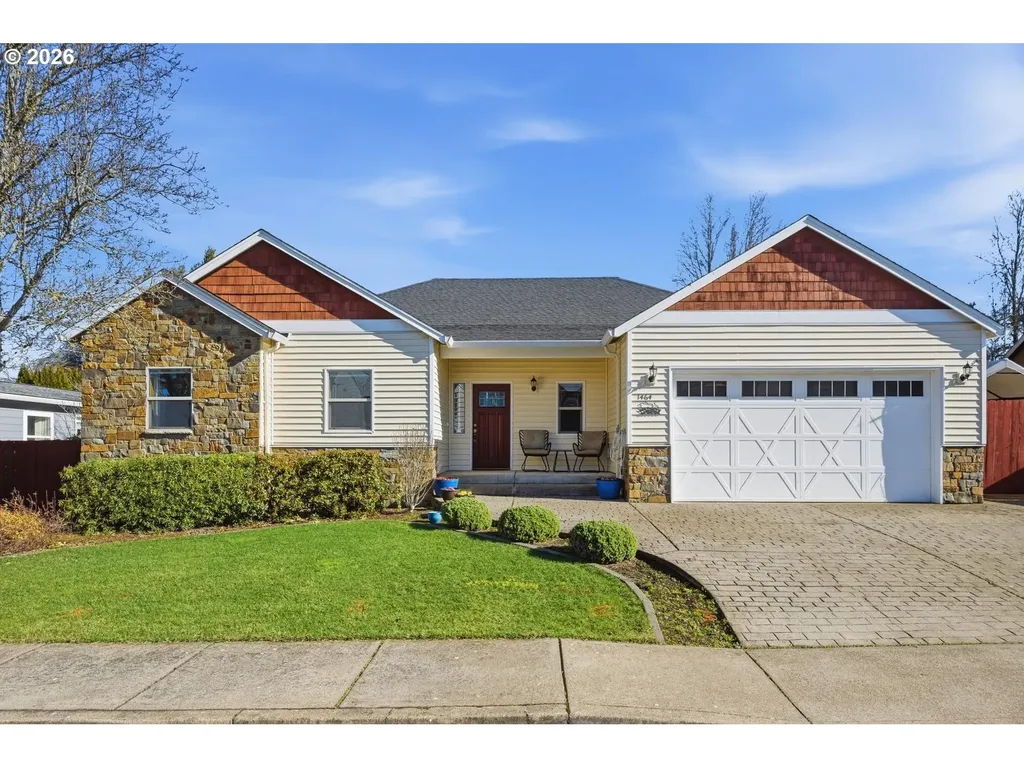 1464 N Hazelnut Court Canby OR 97013