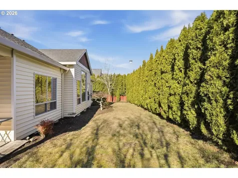1464 N Hazelnut Court Canby OR 97013