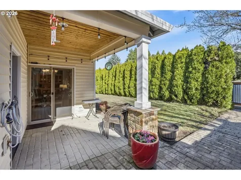 1464 N Hazelnut Court Canby OR 97013