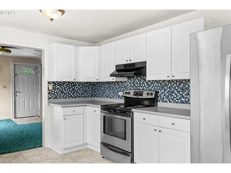 91424 N Bank Lane Coquille OR 97423