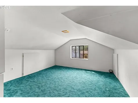 91424 N Bank Lane Coquille OR 97423