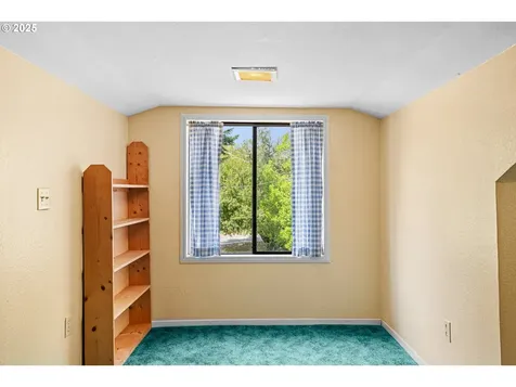 91424 N Bank Lane Coquille OR 97423