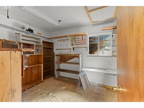 91424 N Bank Lane Coquille OR 97423