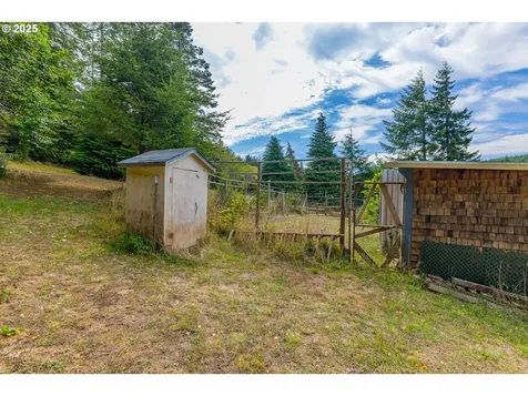 91424 N Bank Lane Coquille OR 97423