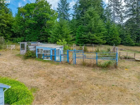 91424 N Bank Lane Coquille OR 97423