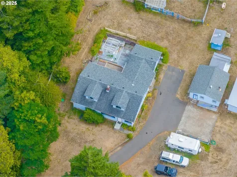 91424 N Bank Lane Coquille OR 97423
