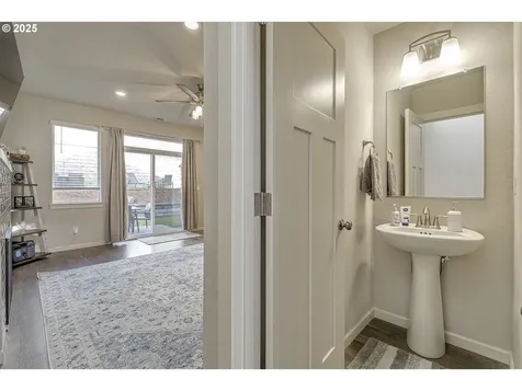 1293 19th Avenue Forest Grove OR 97116