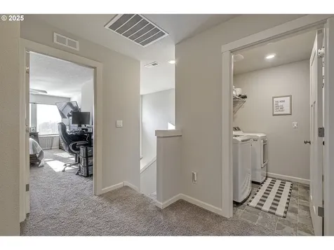 1293 19th Avenue Forest Grove OR 97116