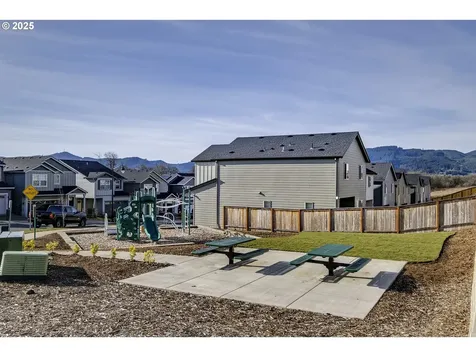 1293 19th Avenue Forest Grove OR 97116