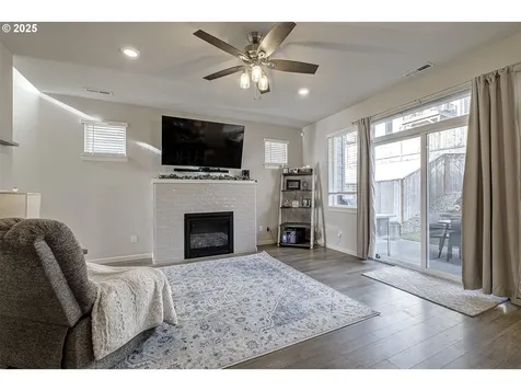 1293 19th Avenue Forest Grove OR 97116