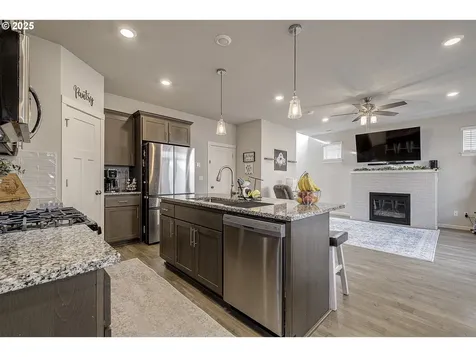 1293 19th Avenue Forest Grove OR 97116