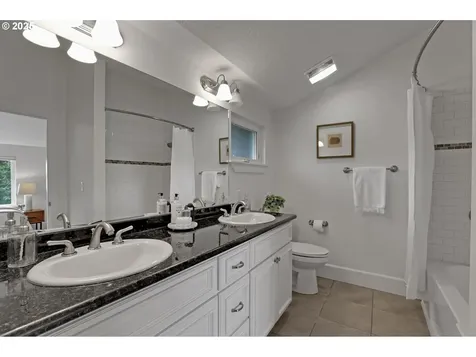 4285 SW 78th Avenue Portland OR 97225