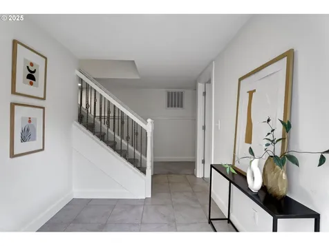 4285 SW 78th Avenue Portland OR 97225