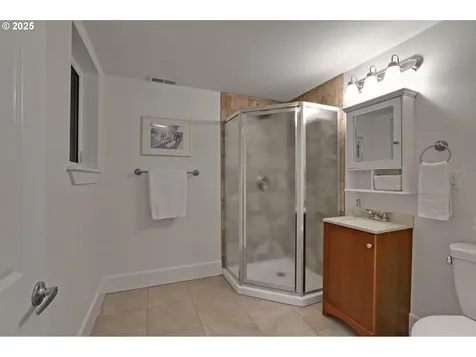 4285 SW 78th Avenue Portland OR 97225