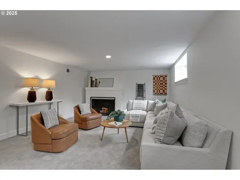 4285 SW 78th Avenue Portland OR 97225