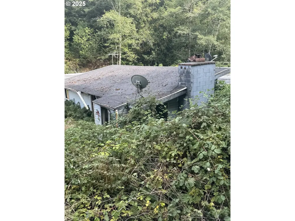 33155 Cedar Valley Road Gold Beach OR 97444