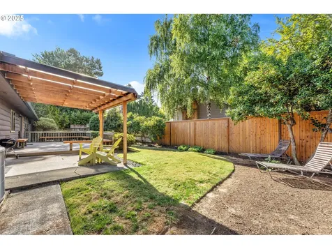 14646 NE Weidler Street Portland OR 97230