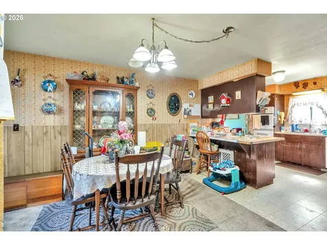 10510 SE Harold Street Portland OR 97266