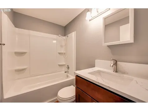 6921 NE 143rd Place Vancouver WA 98682