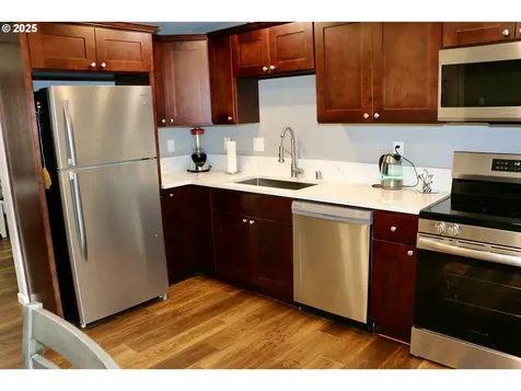 6921 NE 143rd Place Vancouver WA 98682