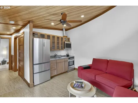 100 SE Harney Street Portland OR 97202