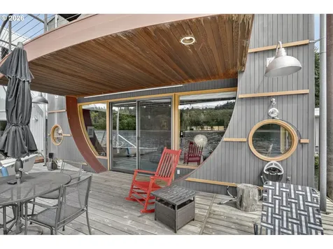 100 SE Harney Street Portland OR 97202
