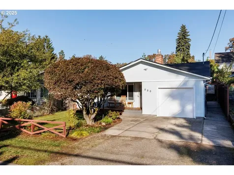 550 E Exeter Street Gladstone OR 97027