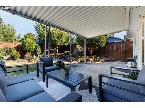 550 E Exeter Street Gladstone OR 97027