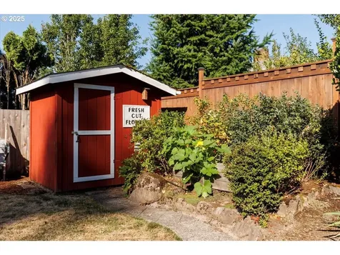 550 E Exeter Street Gladstone OR 97027