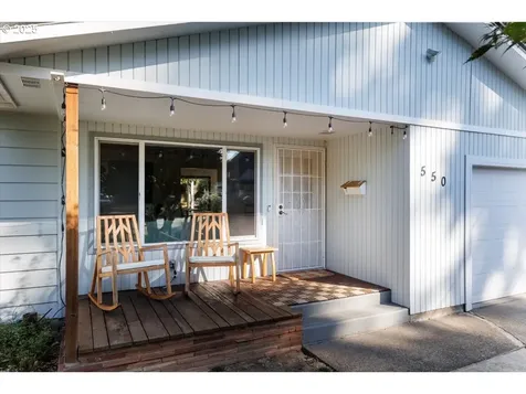550 E Exeter Street Gladstone OR 97027