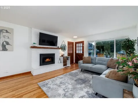 550 E Exeter Street Gladstone OR 97027