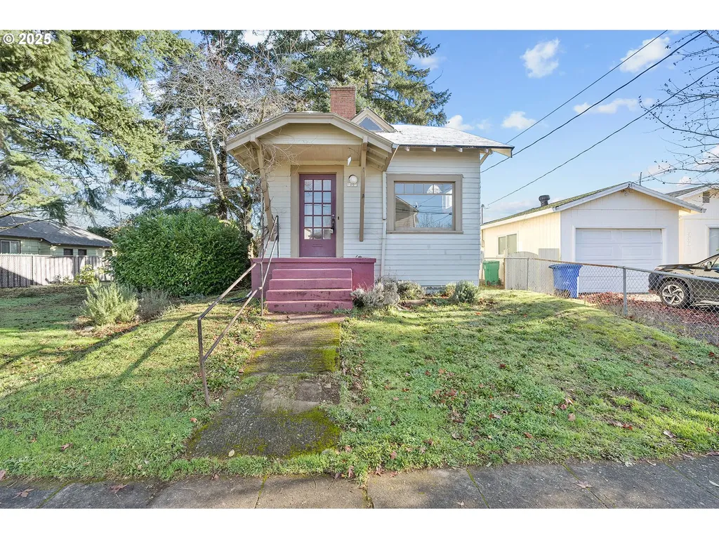 1006 NE 72nd Avenue Portland OR 97213