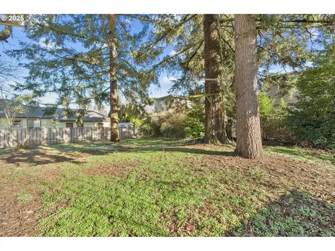 1006 NE 72nd Avenue Portland OR 97213