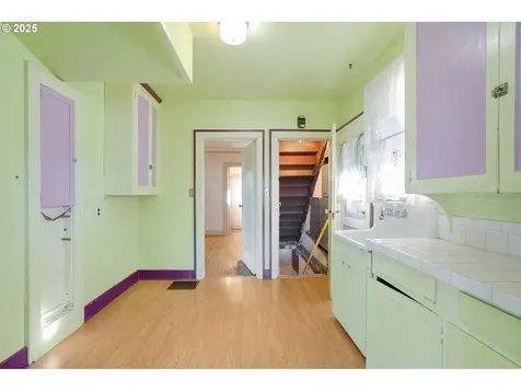 1006 NE 72nd Avenue Portland OR 97213